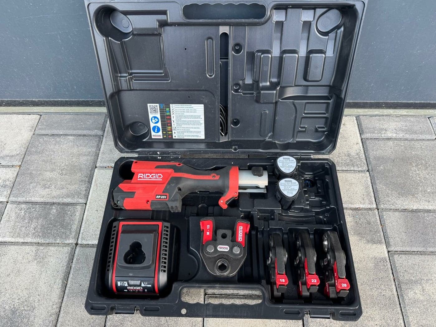 Mini lisovačka RIDGID RP 251 (15–28 mm)