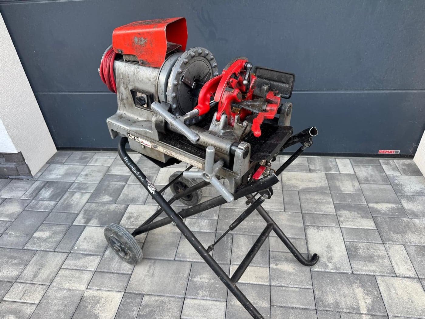 Závitorez RIDGID Compact 300 (do 2")